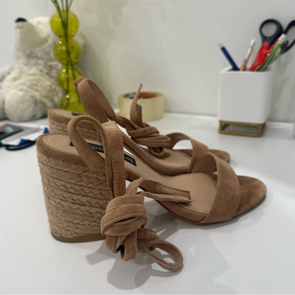 Steve Madden Strappy Heels - Picture 4 of 4